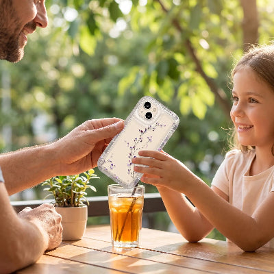 Iphone 13 coque transparente papa offre à sa fille Discretion