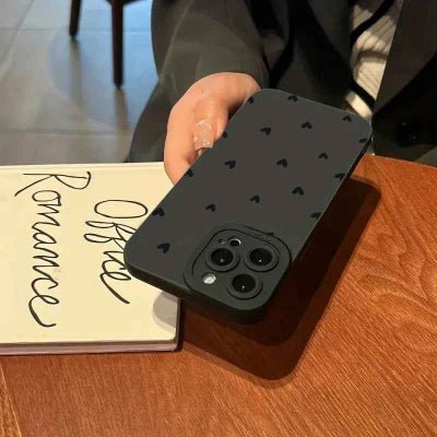coque en silicone présentation sur table Moncoeur