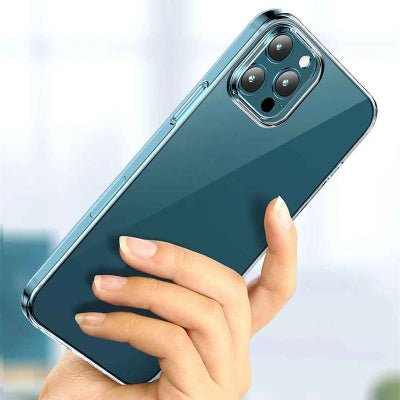 coque transparente iphone 13 présentation en main Limpide