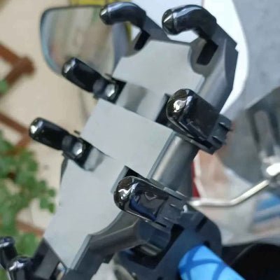 support téléphone vélo vue rapprochée Laraignée