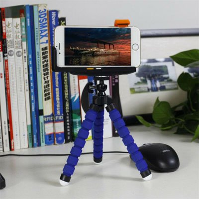 trépied bleu sur table Minimax