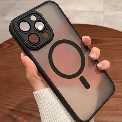 coque iphone 14 couleur claire noire Translucide