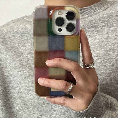 coque iphone 15 effet chaleur humaine vue de près CARRO